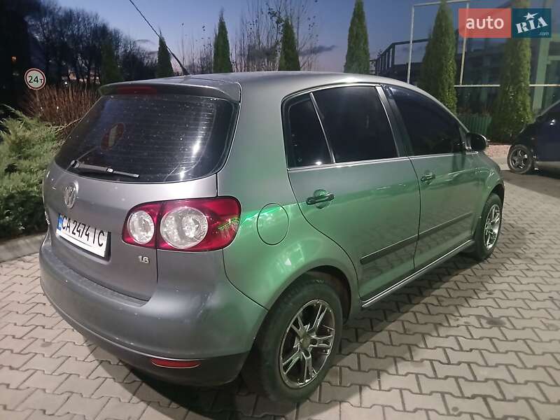 Хэтчбек Volkswagen Golf Plus 2006 в Киеве