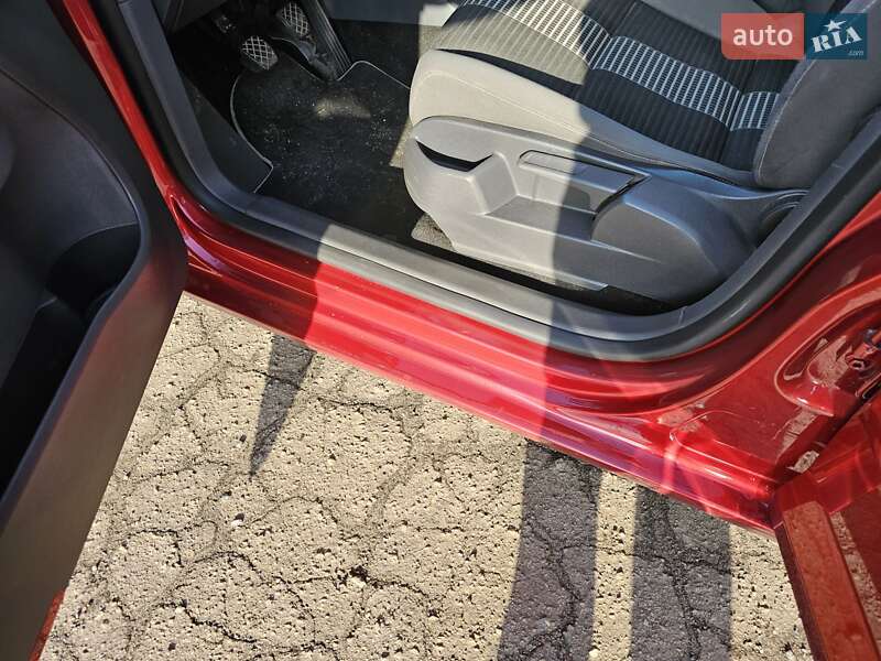 Хэтчбек Volkswagen Golf Plus 2009 в Полтаве фото 42 Хэтчбек Volkswagen Golf Plus 2009 в Полтаве