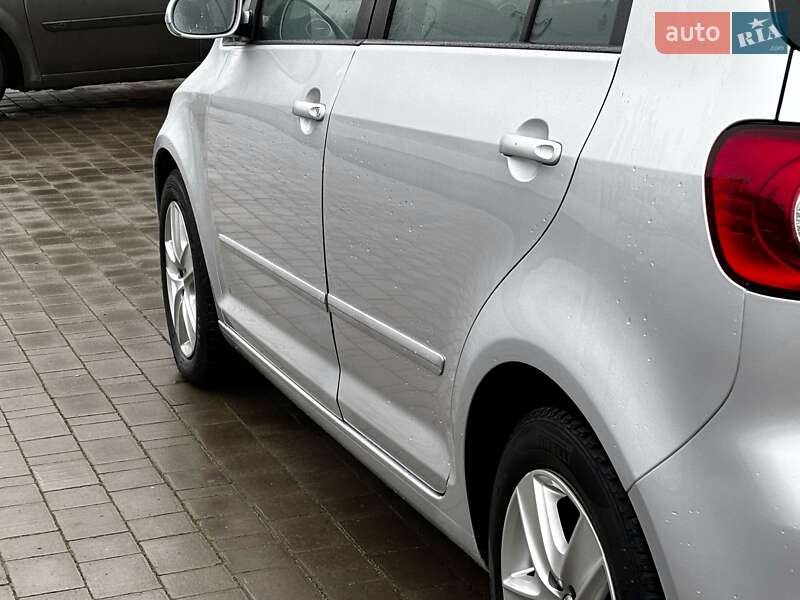 Хэтчбек Volkswagen Golf Plus 2010 в Красилове
