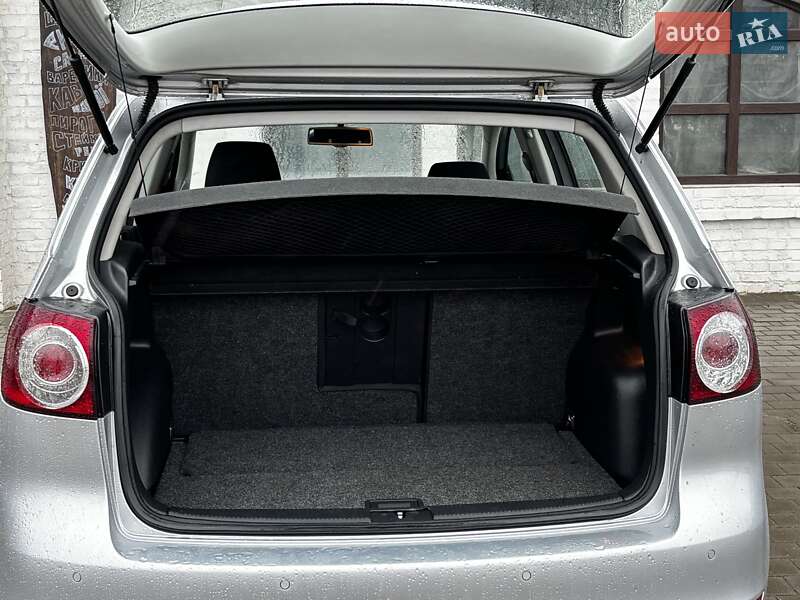 Хэтчбек Volkswagen Golf Plus 2010 в Красилове