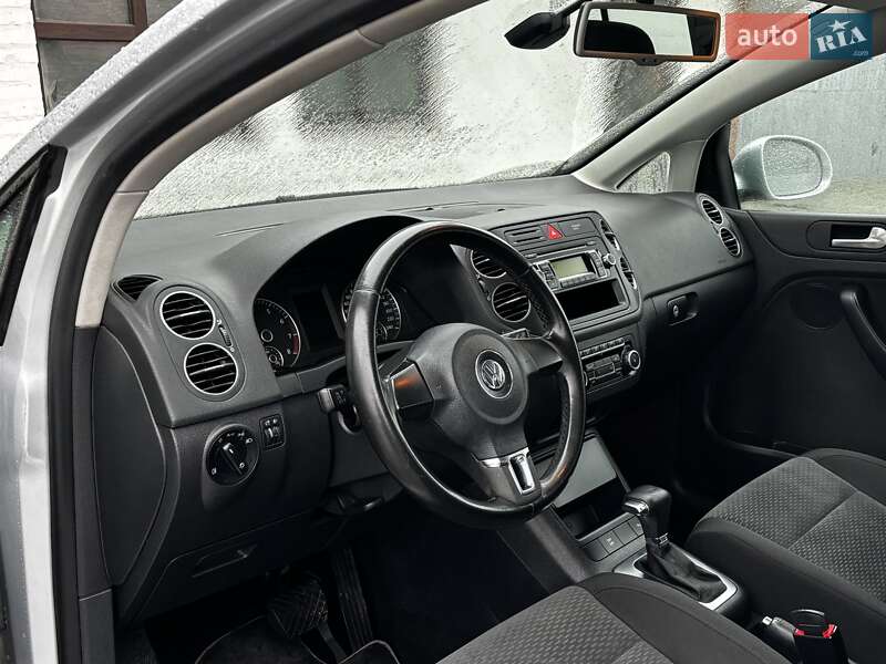 Хэтчбек Volkswagen Golf Plus 2010 в Красилове