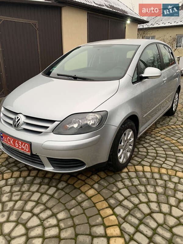 Хэтчбек Volkswagen Golf Plus 2006 в Ивано-Франковске фото 5 Хэтчбек Volkswagen Golf Plus 2006 в Ивано-Франковске