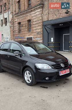 Хэтчбек Volkswagen Golf Plus 2007 в Ахтырке