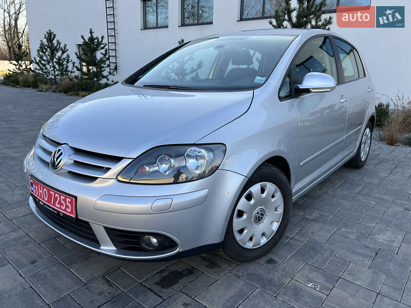 Хэтчбек Volkswagen Golf Plus 2008 в Луцке