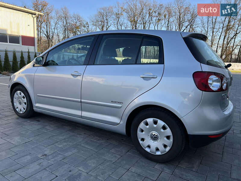 Хэтчбек Volkswagen Golf Plus 2008 в Луцке
