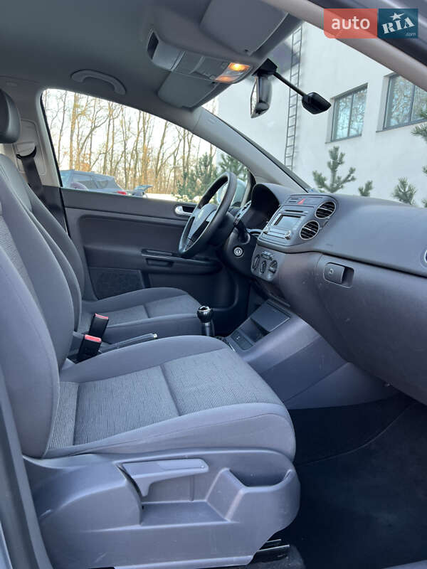 Хэтчбек Volkswagen Golf Plus 2008 в Луцке