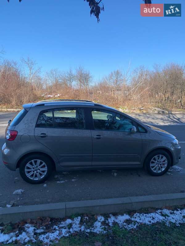 Хэтчбек Volkswagen Golf Plus 2009 в Калуше