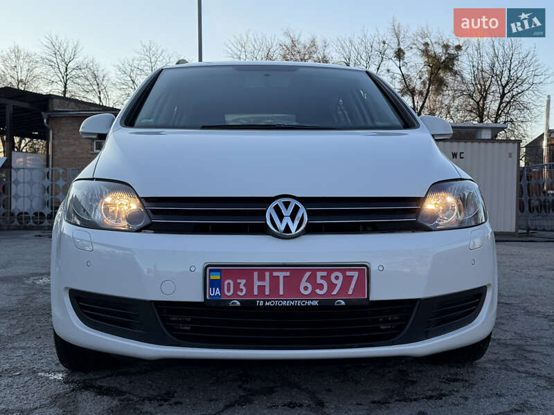 Хэтчбек Volkswagen Golf Plus 2010 в Лубнах