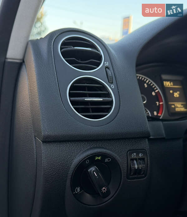 Хэтчбек Volkswagen Golf Plus 2010 в Лубнах