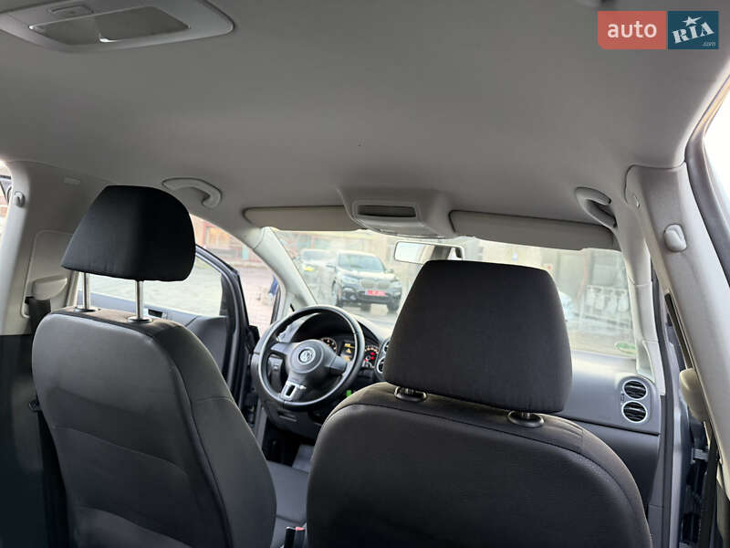 Хэтчбек Volkswagen Golf Plus 2010 в Лубнах