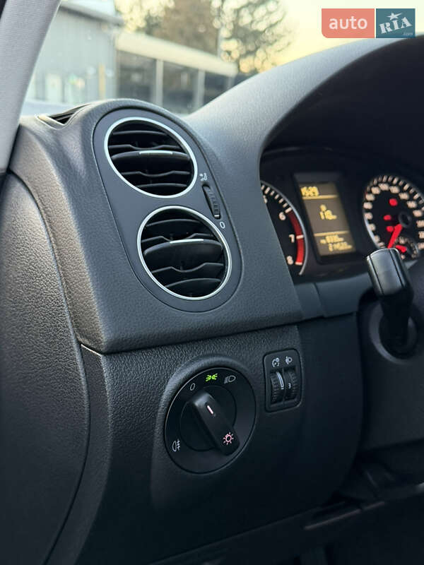 Хэтчбек Volkswagen Golf Plus 2010 в Лубнах