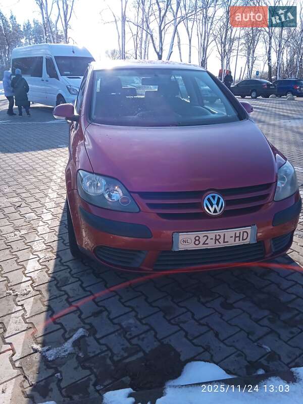 Хэтчбек Volkswagen Golf Plus 2005 в Городке