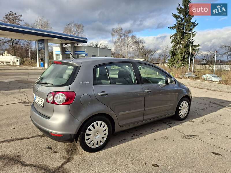 Хэтчбек Volkswagen Golf Plus 2006 в Конотопе