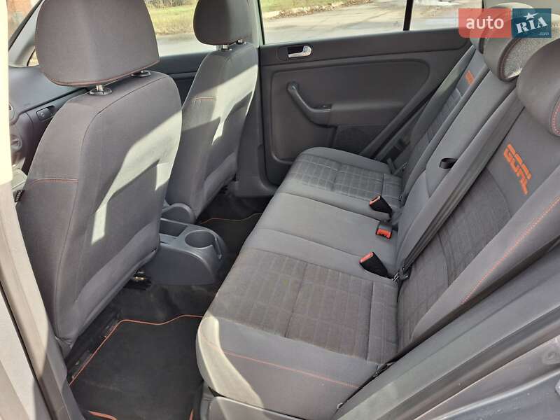 Хэтчбек Volkswagen Golf Plus 2006 в Конотопе