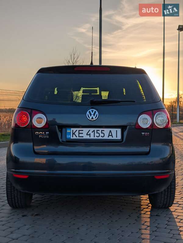 Хетчбек Volkswagen Golf Plus 2006 в Новомосковську