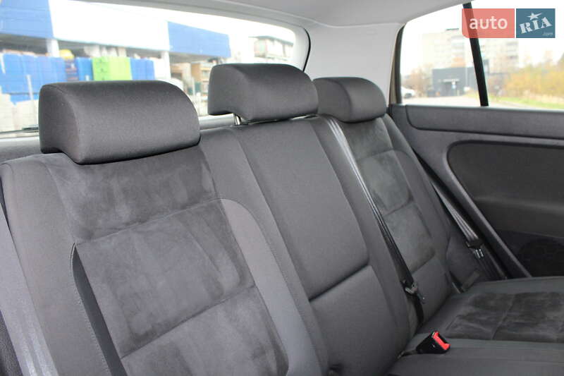 Хэтчбек Volkswagen Golf Plus 2010 в Трускавце фото 84 Хэтчбек Volkswagen Golf Plus 2010 в Трускавце
