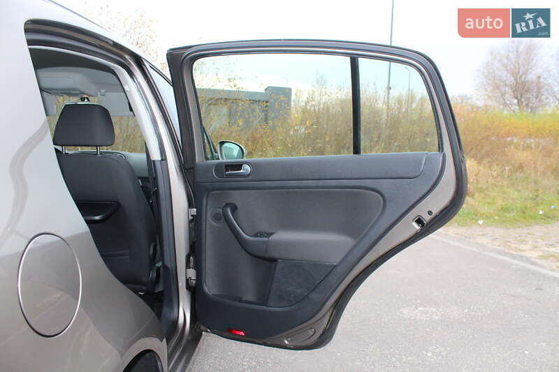 Хэтчбек Volkswagen Golf Plus 2010 в Трускавце фото 88 Хэтчбек Volkswagen Golf Plus 2010 в Трускавце