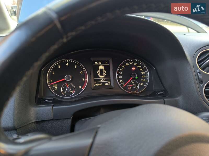 Хэтчбек Volkswagen Golf Plus 2011 в Ахтырке