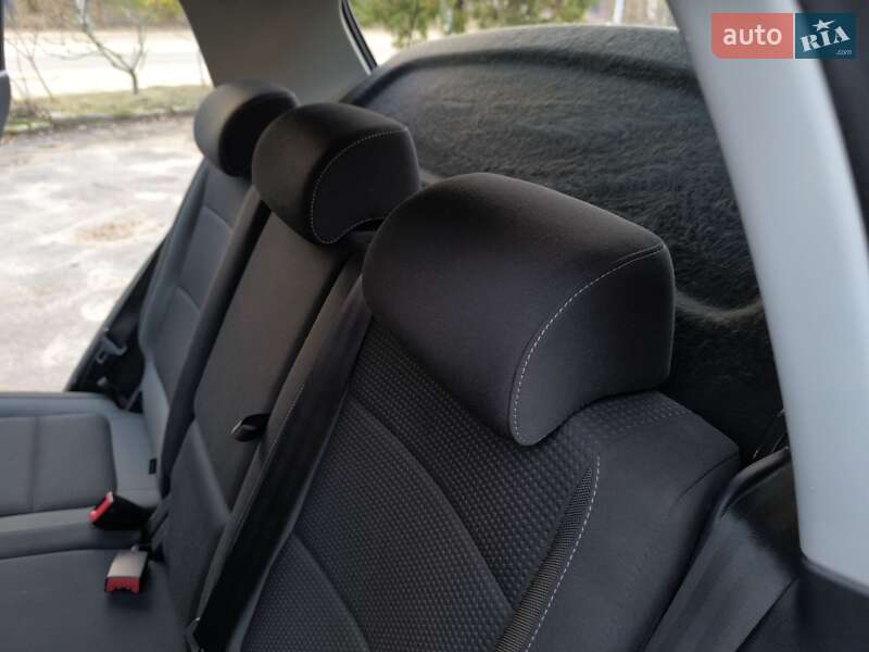 Хэтчбек Volkswagen Golf Plus 2011 в Ахтырке