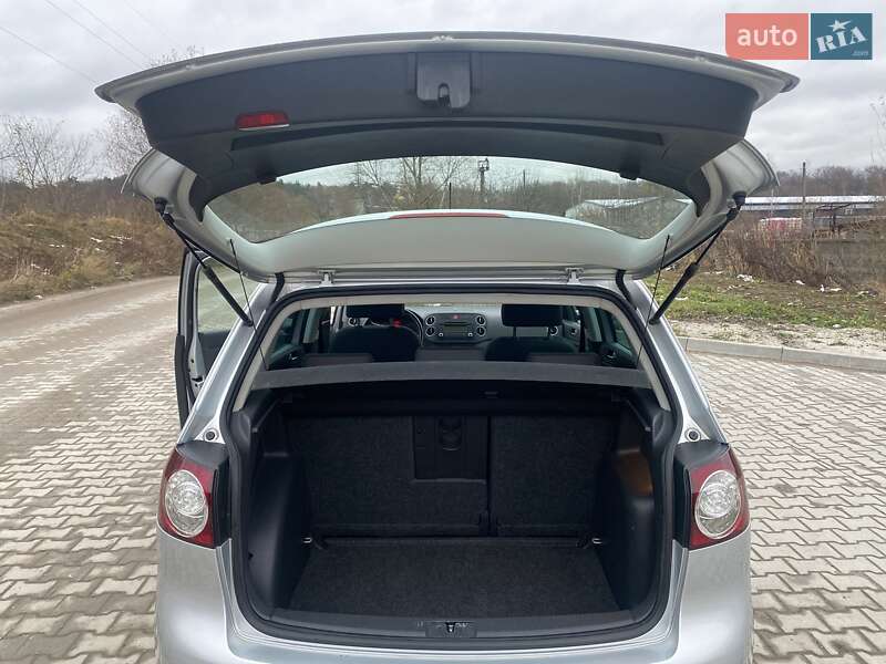 Хэтчбек Volkswagen Golf Plus 2006 в Львове