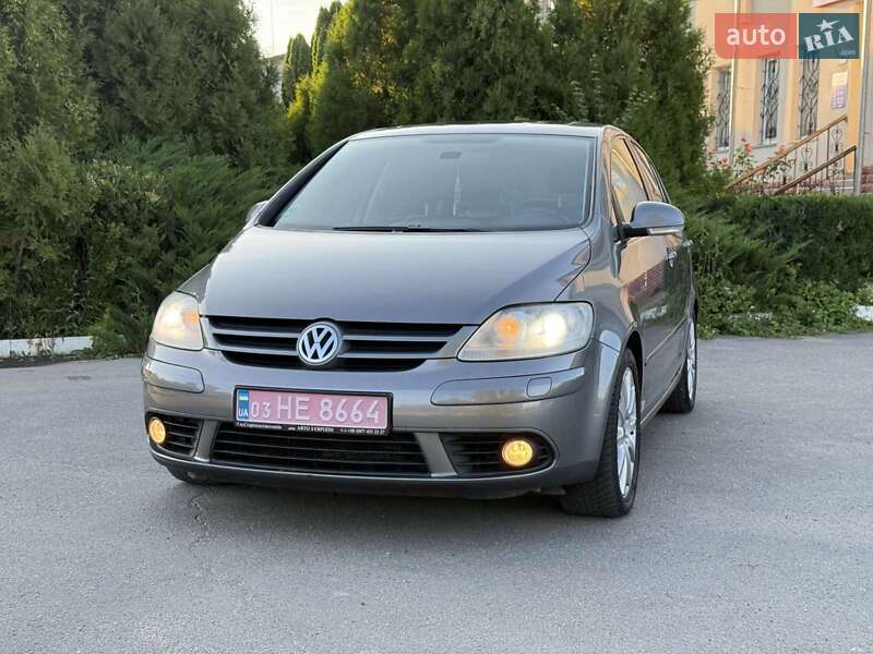 Хэтчбек Volkswagen Golf Plus 2008 в Новой Ушице