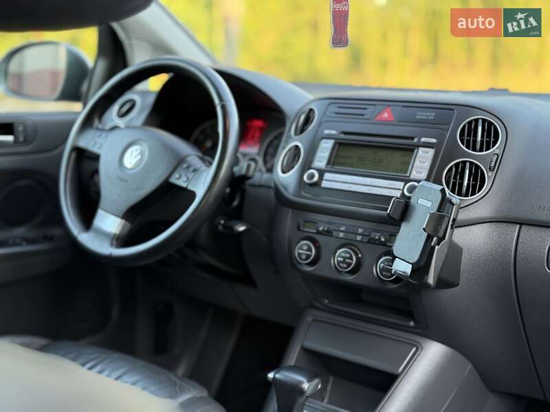 Хэтчбек Volkswagen Golf Plus 2008 в Новой Ушице