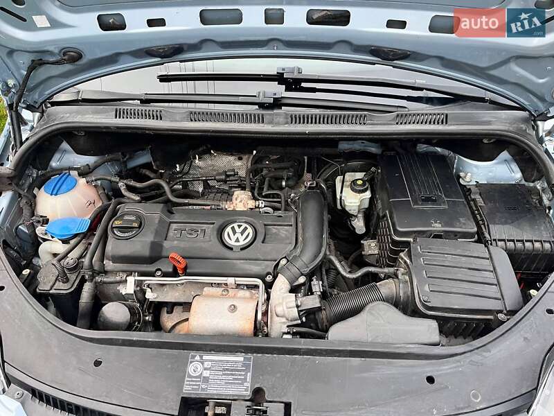 Хэтчбек Volkswagen Golf Plus 2008 в Добровеличковке