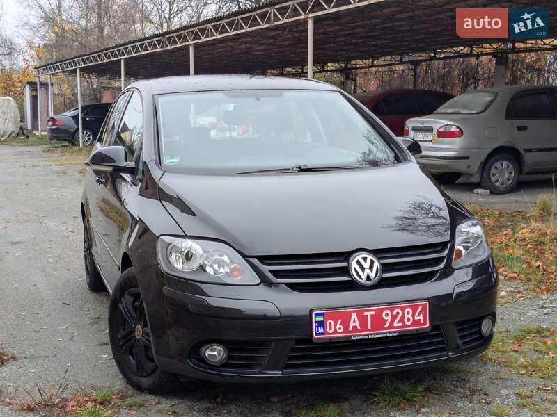 Хетчбек Volkswagen Golf Plus 2005 в Звягелі фото Хетчбек Volkswagen Golf Plus 2005 в Звягелі