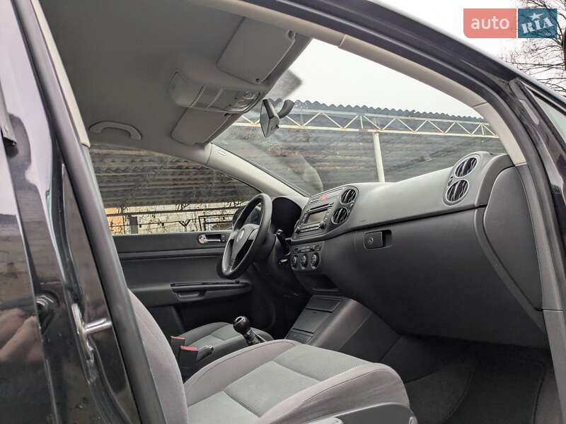 Хетчбек Volkswagen Golf Plus 2005 в Звягелі фото 28 Хетчбек Volkswagen Golf Plus 2005 в Звягелі