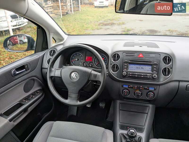 Хетчбек Volkswagen Golf Plus 2005 в Звягелі фото 37 Хетчбек Volkswagen Golf Plus 2005 в Звягелі