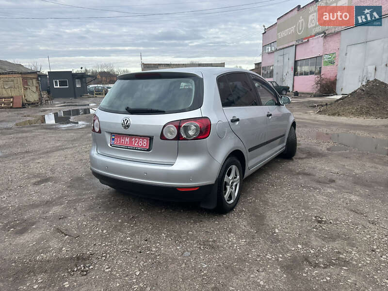 Хэтчбек Volkswagen Golf Plus 2005 в Нежине