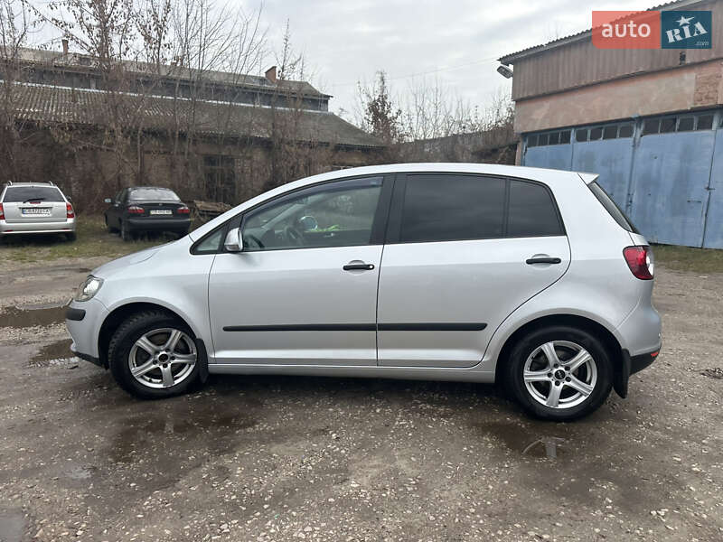 Хэтчбек Volkswagen Golf Plus 2005 в Нежине