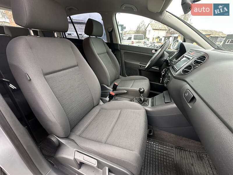 Хэтчбек Volkswagen Golf Plus 2005 в Нежине