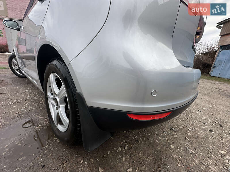 Хэтчбек Volkswagen Golf Plus 2005 в Нежине