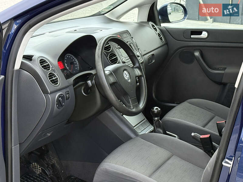 Хетчбек Volkswagen Golf Plus 2006 в Стрию