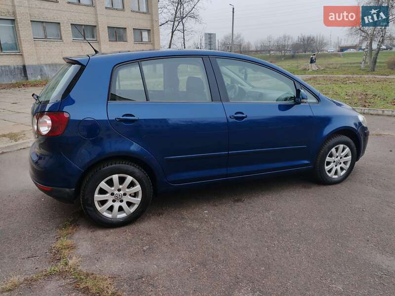 Хэтчбек Volkswagen Golf Plus 2006 в Александрие