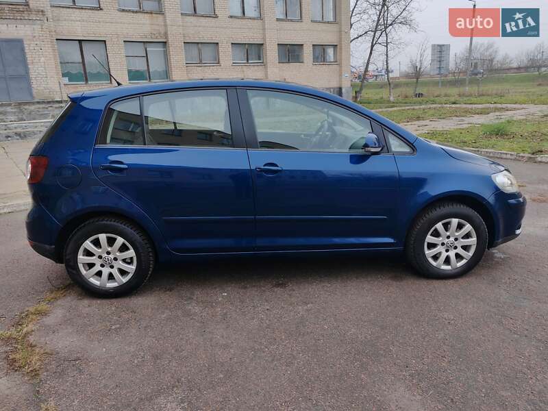 Хэтчбек Volkswagen Golf Plus 2006 в Александрие