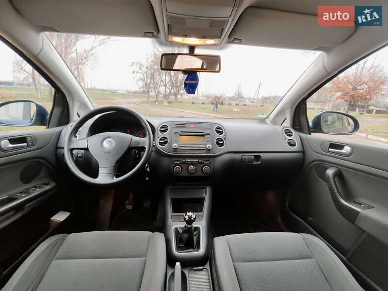 Хэтчбек Volkswagen Golf Plus 2006 в Александрие