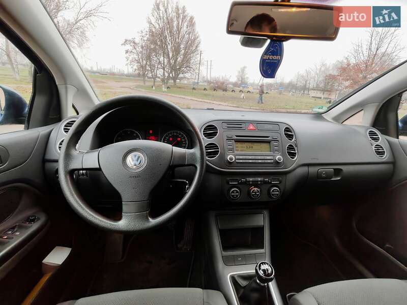 Хэтчбек Volkswagen Golf Plus 2006 в Александрие