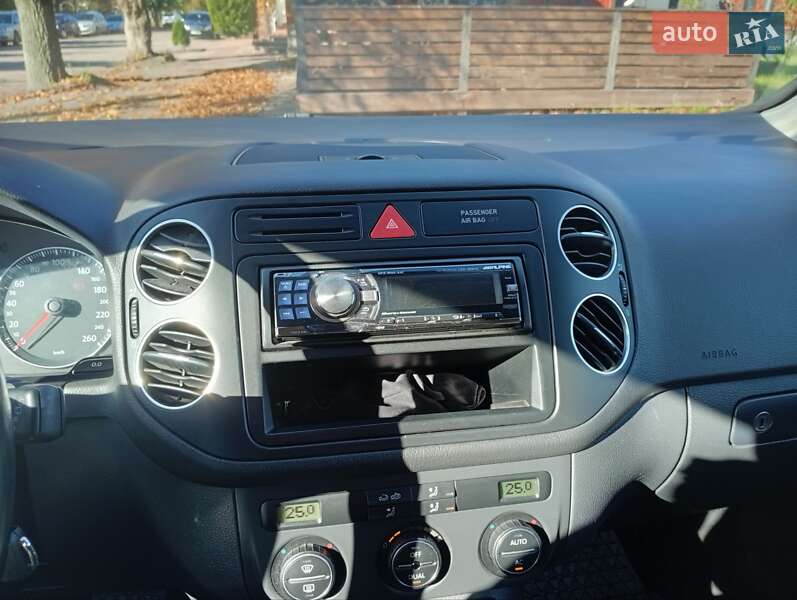 Хэтчбек Volkswagen Golf Plus 2009 в Казатине