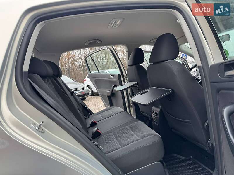 Хэтчбек Volkswagen Golf Plus 2010 в Полтаве фото 31 Хэтчбек Volkswagen Golf Plus 2010 в Полтаве