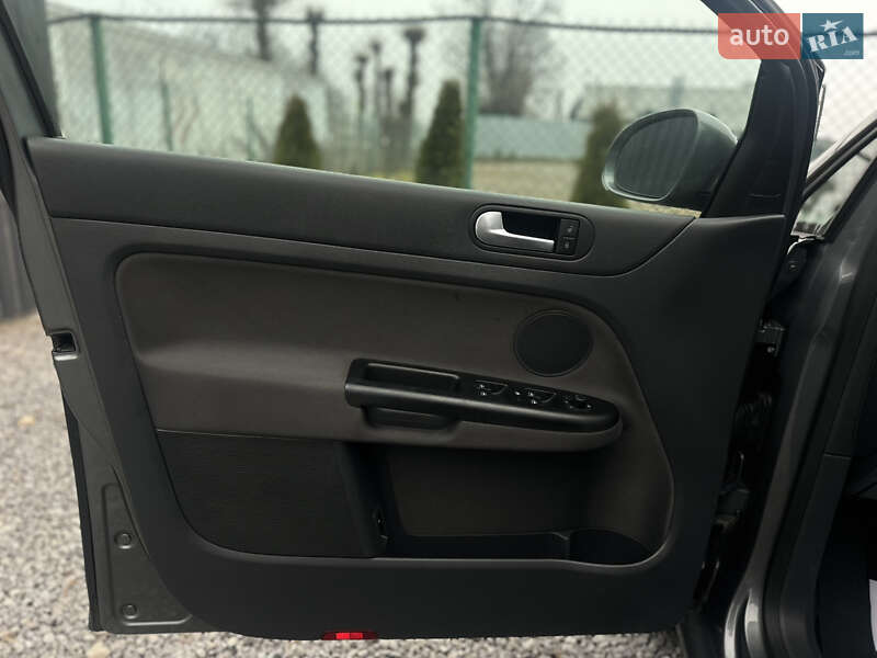 Хэтчбек Volkswagen Golf Plus 2006 в Виннице