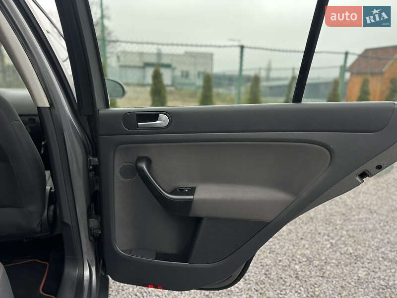 Хэтчбек Volkswagen Golf Plus 2006 в Виннице