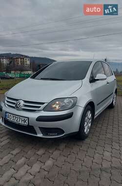 Хетчбек Volkswagen Golf Plus 2006 в Сваляві