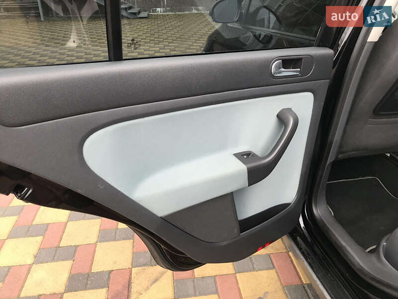 Хэтчбек Volkswagen Golf Plus 2008 в Гайсине фото 13 Хэтчбек Volkswagen Golf Plus 2008 в Гайсине