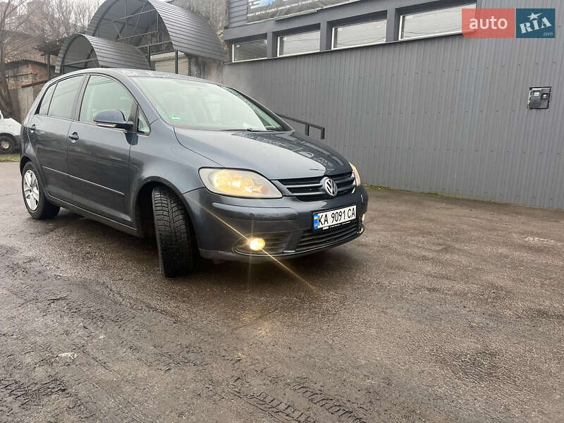 Хетчбек Volkswagen Golf Plus 2007 в Конотопі