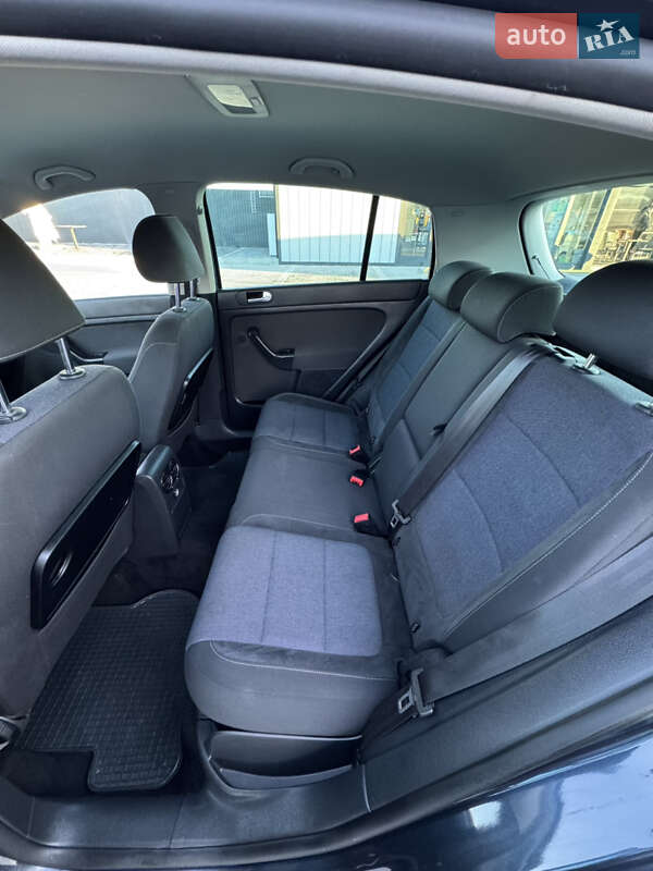 Хетчбек Volkswagen Golf Plus 2011 в Володимирі