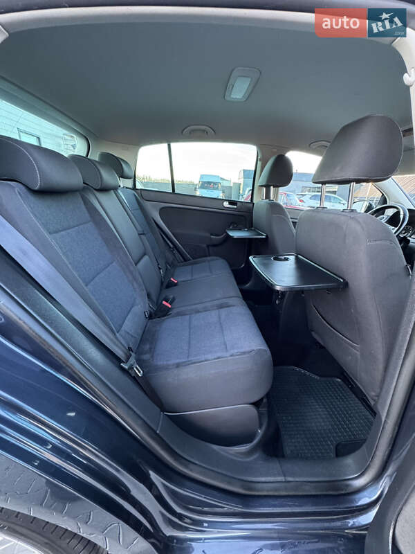 Хетчбек Volkswagen Golf Plus 2011 в Володимирі