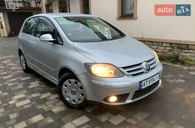 Хэтчбек Volkswagen Golf Plus 2005 в Надворной
