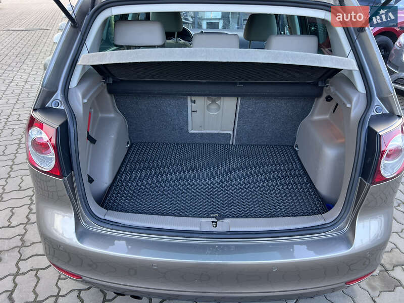 Хэтчбек Volkswagen Golf Plus 2009 в Нововолынске фото 41 Хэтчбек Volkswagen Golf Plus 2009 в Нововолынске